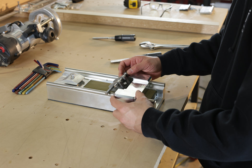 Chisel Sharpener Jig for Chisels and Planes